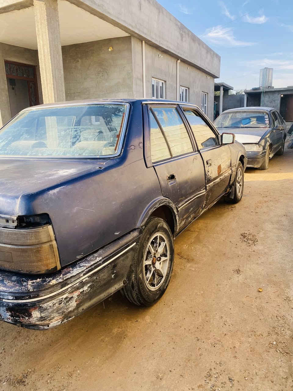 السلام عليكم للبيع كيا كبتل رقم صلاح الدين شرعي بالعلم سنويه خضره صدر منتهي كشر شوف العين السعر 650 للستفسار ***********
