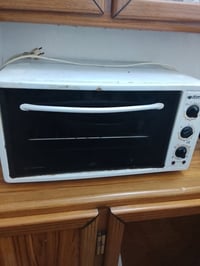 فرن • مستعمل • نظيف