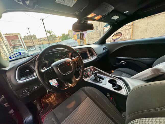 جالنجر
Sxt 21 
بغداد باسمي رقم جديد 
مواصفاتها معروفه  شاشه كشن كهرباء وووو
تو ويل
ماشيه ٥١ اعتقد حالياً
بدون ايرباك 
حادثها جاملغ خلفي

بالعراق يمي بداية جاملغ خلفي انطخ بدراجه وصبغته

السياره بدون ايرباكات  
بنيد حدثته والقديم موجود 
كذلك دعامية حدثت جيتي 
وكذلك شديتلها ويل حجم ٢٠ مكسيكي الاصلي مال جيتي 
اضافه للدفيوز والمسطره كله كاربون فايبر 

سياره جاهزه محرك كير تبريد كله كفاله

مكاني اعظمية 
سعر 195

الاتصال / *********** واساب موجود
