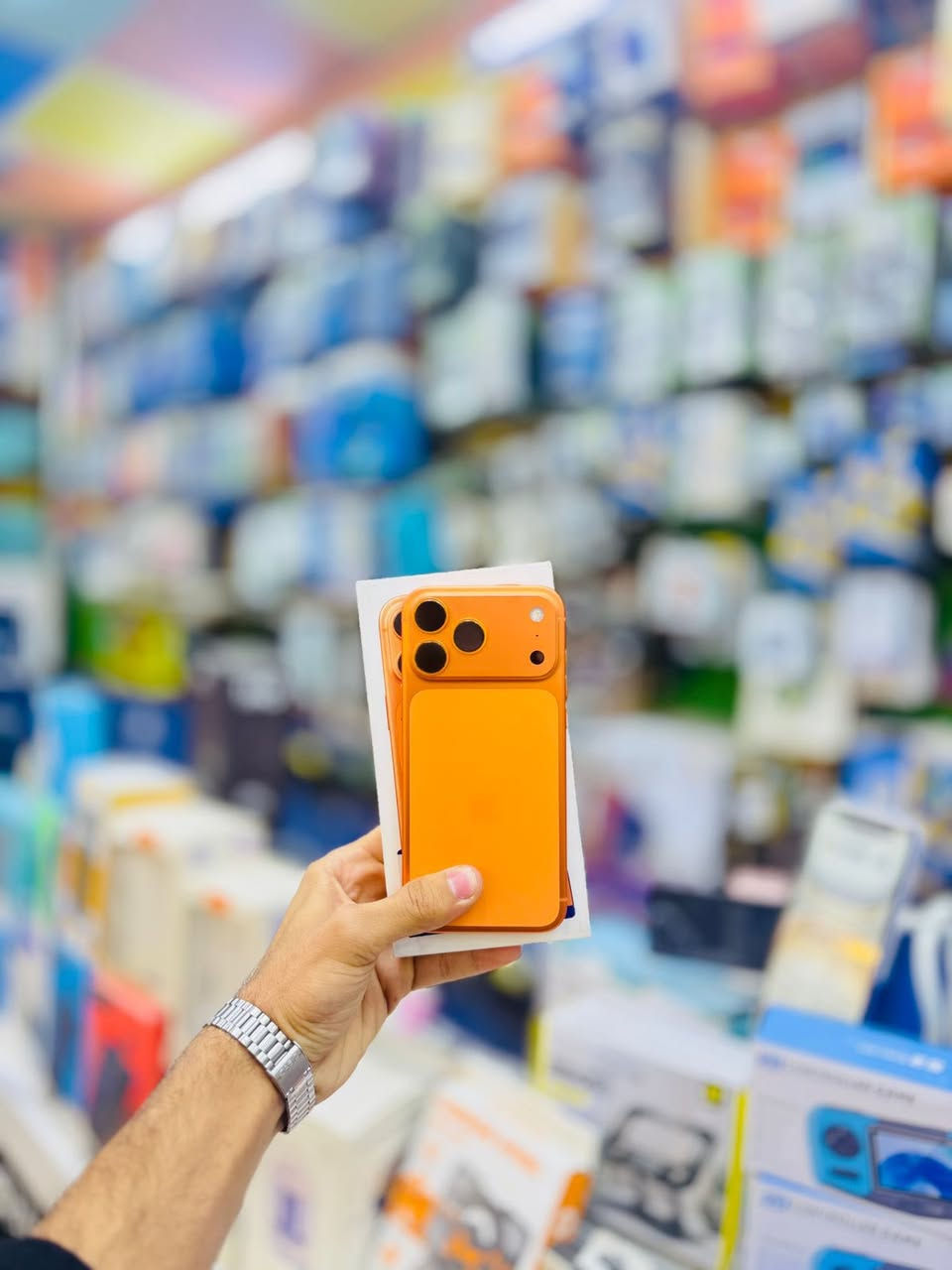 متـوفر ❤️‍🔥
Iphone 17 pro max
256 GB
خط واحد (ماستر)
شرق أوسط (الضمان )
البطاريه 100‎%‎‎
عدد الدورات (119)
اللون المميز ( البرتقالي ) 🧡

السعـر خاص رجاءاً ‼️

❤️‍🔥❤️‍🔥❤️‍🔥❤️‍🔥❤️‍🔥❤️‍🔥❤️‍🔥❤️‍🔥


**إذا كنت صاحب هذا الإعلان وتريد حذفه لأي سبب، رجاءا أرسل رسالة إلى الدعم الفني**