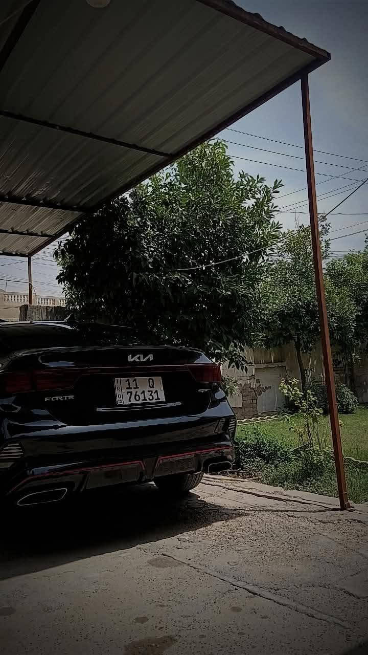 سلام عليكم فورتي 23 GT محرك 1600تيربو السياره وارد امريكي مواصفات السياره 
رادارات طرق و جانبيه 
قياده ذاتيه و محافظه على المسار 
تثبيت السرعه
بصمه و تشغيل عن بعد 
دبل اكزوز 
ثلاث انضمه قياده 
كشنات رياضي و نقشه GT 
شفتاة استيرن 
كامره خلفيه و حساسات و حساسات جانبيه 
كير DCT دبل كلج 
مكاني بغداد السعر 135 قفل رقم ***********

