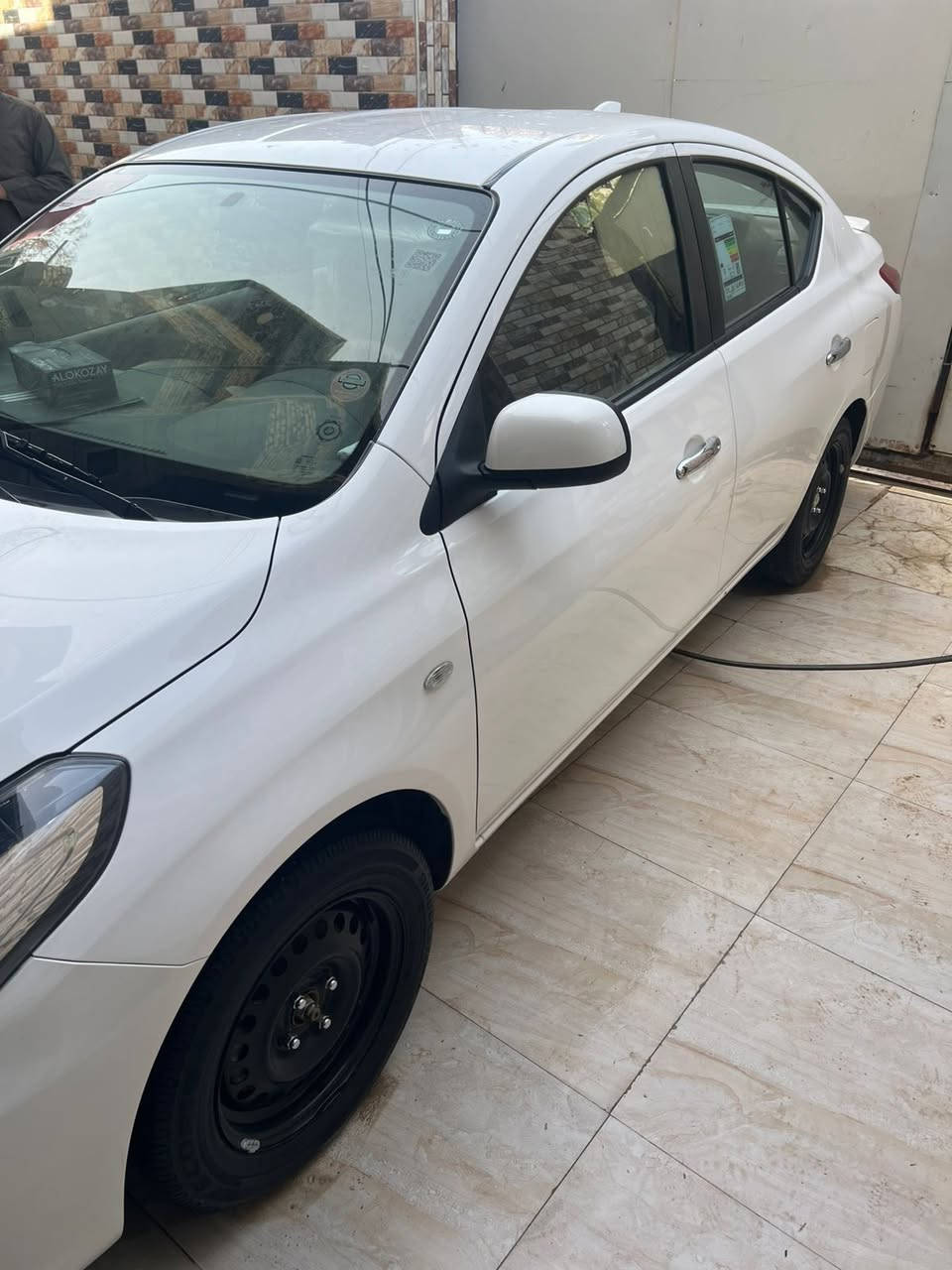 نيسان سني هندي ام البليته الزرگه هندي 2024 مكفوله ماشيه 48 مكاني بصره شط العرب لشراي يتصل  السعر 120 رقم ***********
