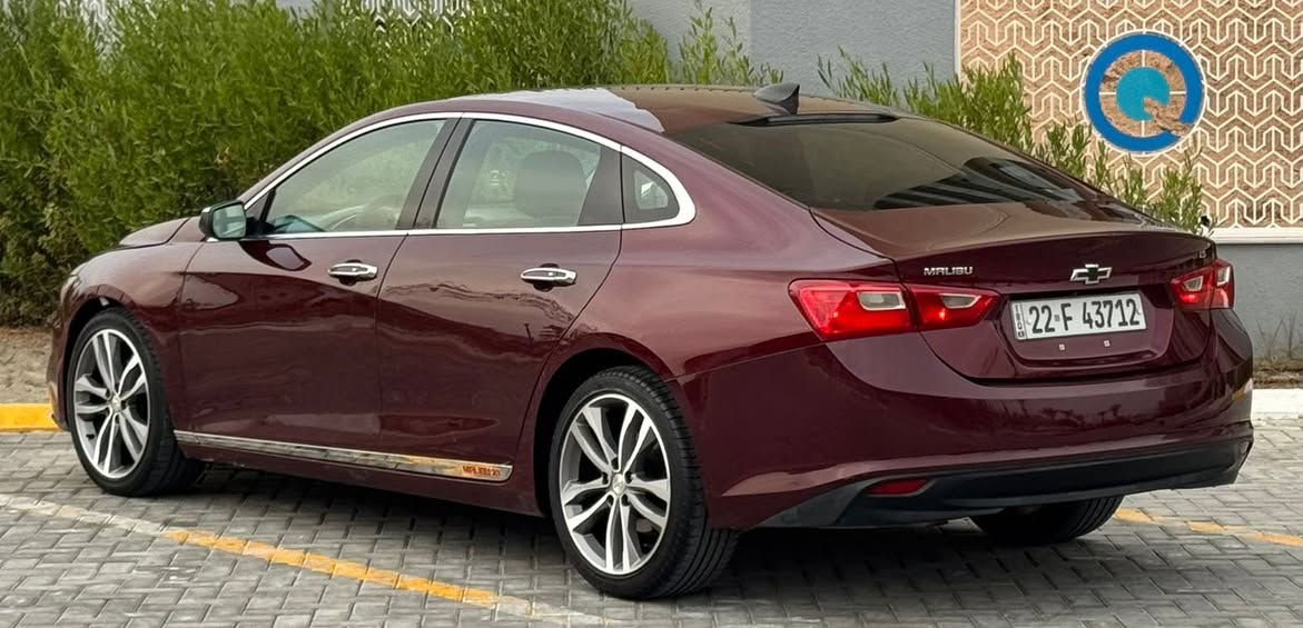 Chevrolet Malibu 2016 شوفرليت ماليبو
ضررها بسيط موضح بالصور و بيها قطعتين كلير من امريكا 
بدون لغد / بدون شاصي
المواصفات : 
- محرك حجم 1500 
- گير ATF المرغوب
- شاشة كبيرة 
- كاميرا خلفية
- بصمة ابواب
- تحكمات ستيرن 
- منظومة زينون عالي / ناصي / كشافات
- ويل حجم 19
- سستم نيكل كامل
جديدة كلش و جاهزة ميحتاجلها صرف 
السعر 93 ورقه بيها شي بسيط 
عنواني بغداد / الكرخ 
***********
***********
