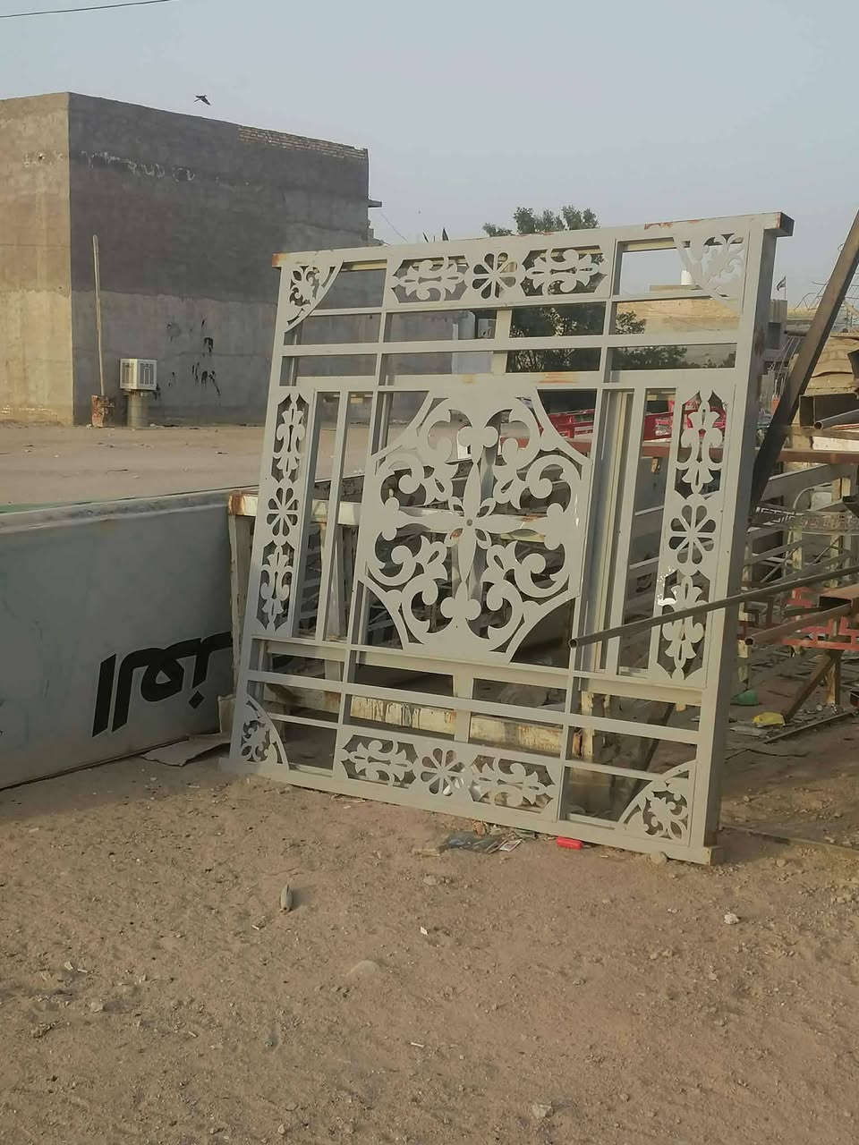 الباب وشباك طبك القياس باب ٢.٦٠ × متر  والشباك  متر ونص في متر ونص  سعره ٢٥٠ وبي مجال تسكام مكان كربلاء


**إذا كنت صاحب هذا الإعلان وتريد حذفه لأي سبب، رجاءا أرسل رسالة إلى الدعم الفني**