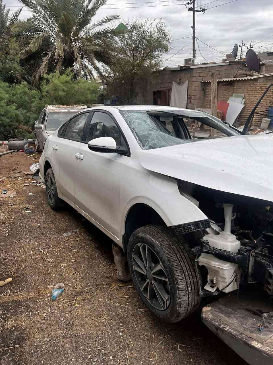 سيراتو مديل 2022 ابيع ع حادثها رقم. اربيل  السياره. سابقن كفاله  ***********  سياره بلبصره
