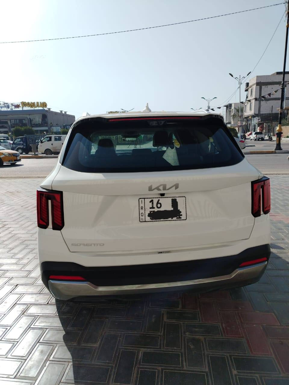 سورنتو 2025 ( خـليـجـي )
كفالة عامةV6رقم قادسية 
ويل 20 داتاشو 
دبل كامرةكشن كهرباء 
حساس امامي وخلفي
كير ماوس سايد بريك كهرباء
جنطة كهرباء ماشية 15 الف قابل للزيادة 
تريد مداور تريد وكالة
مكاني سماوة
موبايل//***********
