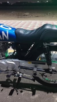 شباب دراجة للبيع بدون أوراق  السعر 750 وبيهى مجال حك جيه  رقم 07757369...