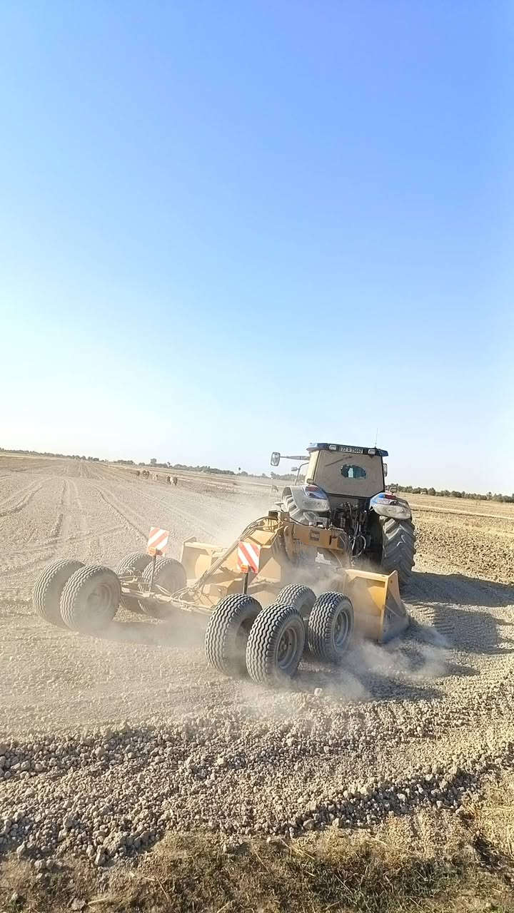 السلام عليكم TM190 موديل 2010 مكينه نضيفه ومكفوله رقم وسنويه بأسمي تخم تاير نضيف دخول جديد للعراق للتواصل ***********
