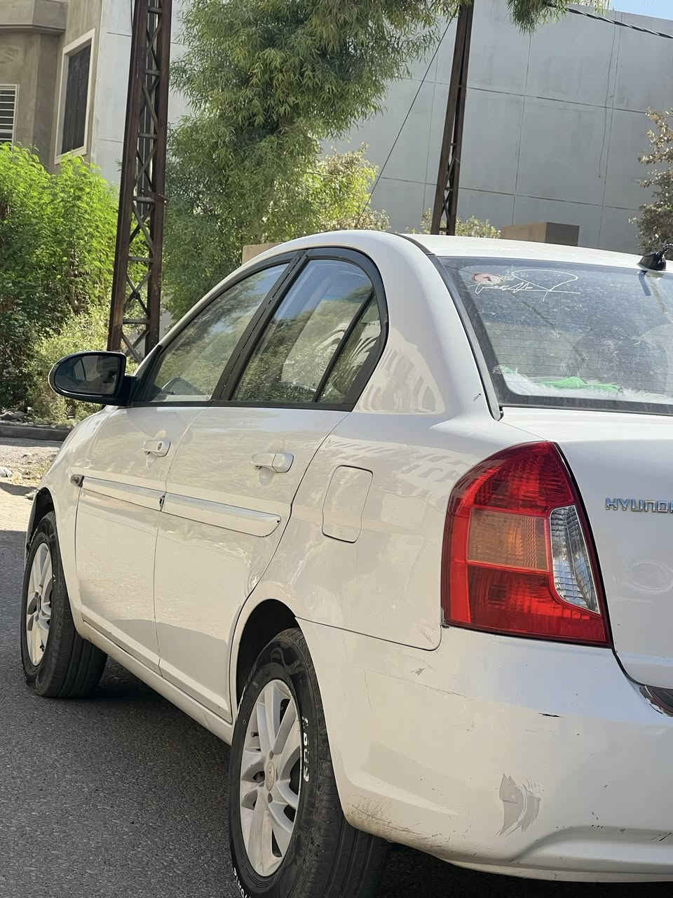 للبيع او مراوس فول عادي محرك ١٤٠٠ بيها جاملغ مصبوغ والثاني مرشوش سيارة جاهزة بس تشغل وتمشي ***********
***********بي واتساب
