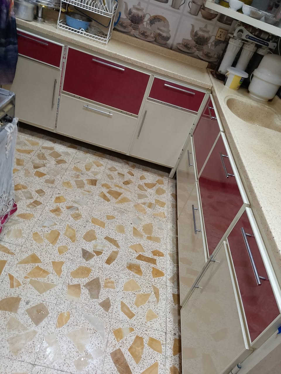 كونتر للبيع بعده جديد السعر 600وبي مجال ***********
