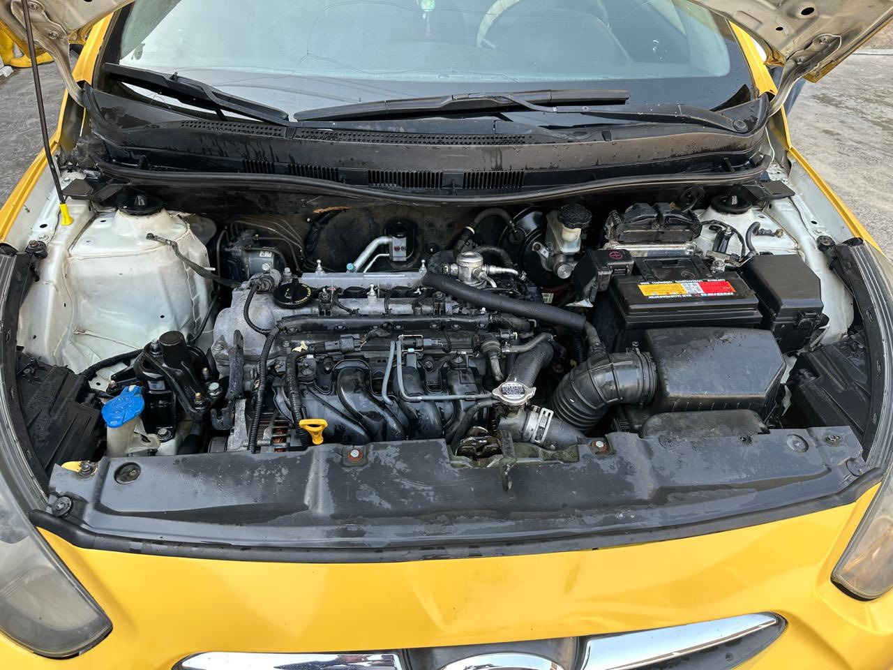 السلام عليكم أكسنت موديل ٢٠١٥ للبيع مكفولة من الدواخل والشاصي فقط ملاحظات بسيطة السعر ب٨٠ وبيهه مجال
***********
