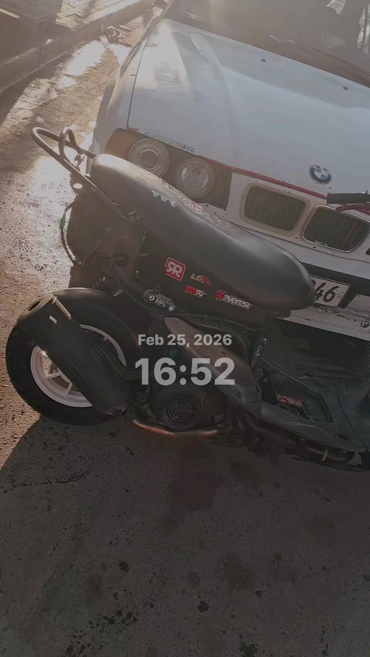 سلام عليكم دراجه ماكس منغولي البيع دراجه كفراته كامله ختم واحد اني فاتحن مسويه مال العب بيع بوشه 55كلجت جدد صلنصه اف ام غير هاي بل صوره دبلت امامي رياضي يدات بريك رياضي فج مال عدله هوه ولعمبار كمل بيه دبل خلفي رياضي سبع الوان دراجه حلوه ونضيفه وكفراته كله موجوده وجدد ما بيهن لا كسر ولا شخط بس نقص جاملغ وجه مال ليت السعر ٤٥٠ وبيه مجال 
***********
متواجد فيس واتساب 
مكاني بغداد الشعله
