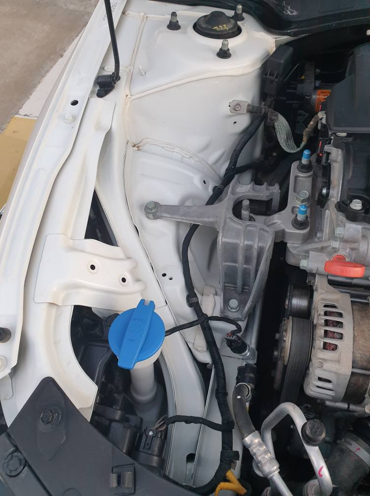 ألسلام عليكم 
النترا موديل 2024 وارد امريكي فول لمتدد  داخل ابيض 
حادث قطعتين صبغ (صور الحادث بالمنشور مع رقم الشاصي) 
مكينه 2000 دوش 
رقم مثنى معوقين 
مواصفات 
بصمه تشغيل وفتح البيبان لمس مو دكمه  وتشغيل عن بعد
فتحه 
كشن جلد وكهرباء وتدفئه 
خمس كامرات (من تفتح اشاره تطلع الصوره بالدشبول ) 
رادرات ونقط عمياء بكل مكان 
سستم سماعات bose رهييييب 
لد امامي وخلفي 
سايد بريك بصمه 
اناره بالدشبول بلادي  متغيره 
حساسات امامي خلفي 
وبعد بيه مواصفات  هوايه يعني متقارنها بالخليجي
رقم الشاصي 
KMHLP4DG1RU773441 
السعر  172 وبيها مجال بسيط حك الجيه 
مكانها  الديوانيه
رقم صاحب السياره  متوفر واتس 
*********** ديوانية, القادسية
