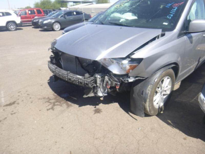 السلام عليكم

دوج كرفان 2019 رقم بغداد بسمي سنويه 31

ماشيه 97الف 

جاهزه 

كير جديد البارحه شاده 

محرك جديد 

حداديه جديده 

دواخل نطيفه 

فول عدا الفتحه 

بيبان كهرباء  شفط 

جنطه شفط 

حادثه خفيف ومصبوغه قطع بيهه 

مكان بغداد تاجيات اوبابل حله 

السعر 138

*********** بغداد, العراق
