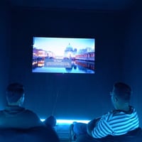 ✨ فرصة استثمارية مميزة للبيع ✨ 🔹 كوفي ميامي + شاورما نور الشام للبيع ل...