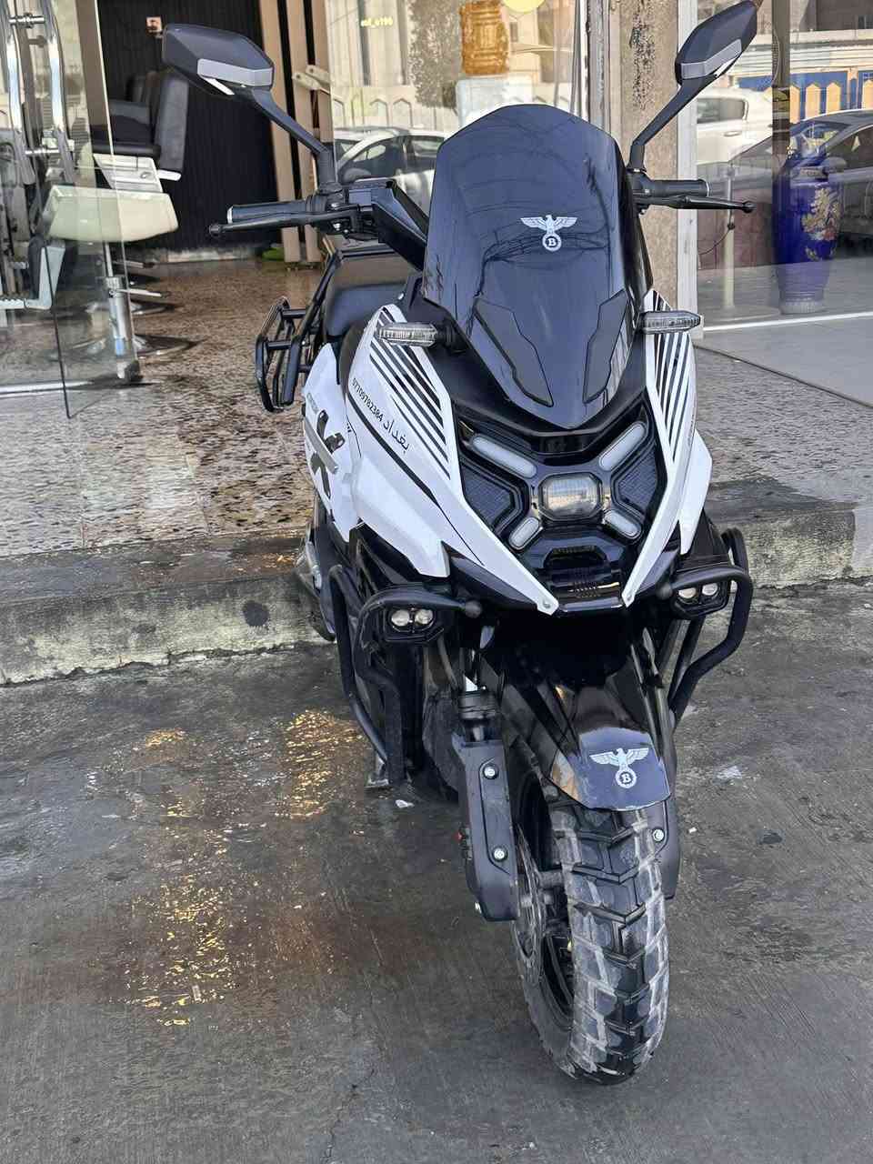 دراجه اباجي حديث 5بطارياتً  نضام سرقه سماعات بلوتوث نضام بك رجوع ملف 3000 اخت جديده عنوان حي العدل شارع الاسواق ***********ستخدام 5اشهر او اقل سعر مليون او 100
