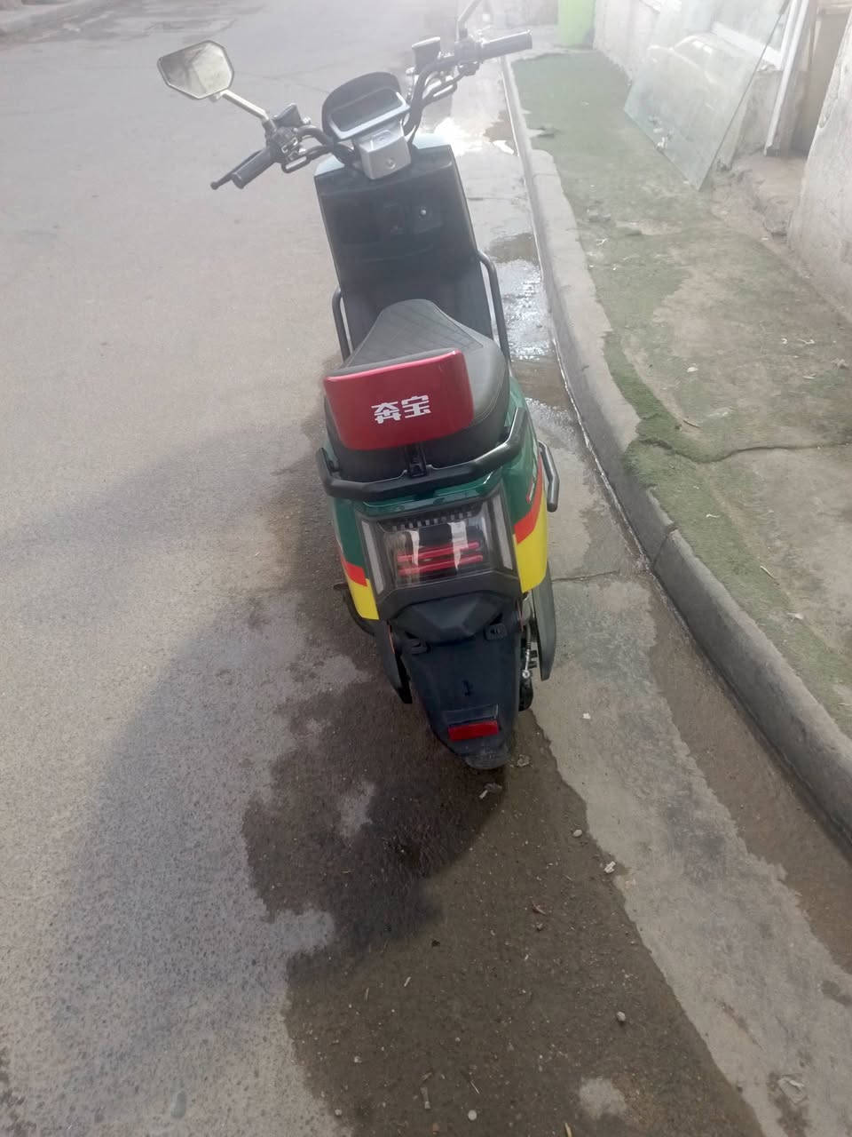 دراجه شحن نوع بنبو 4نمر وبك 6بطاريات مكاني بغداد للاستفسار *********** السعر 650
