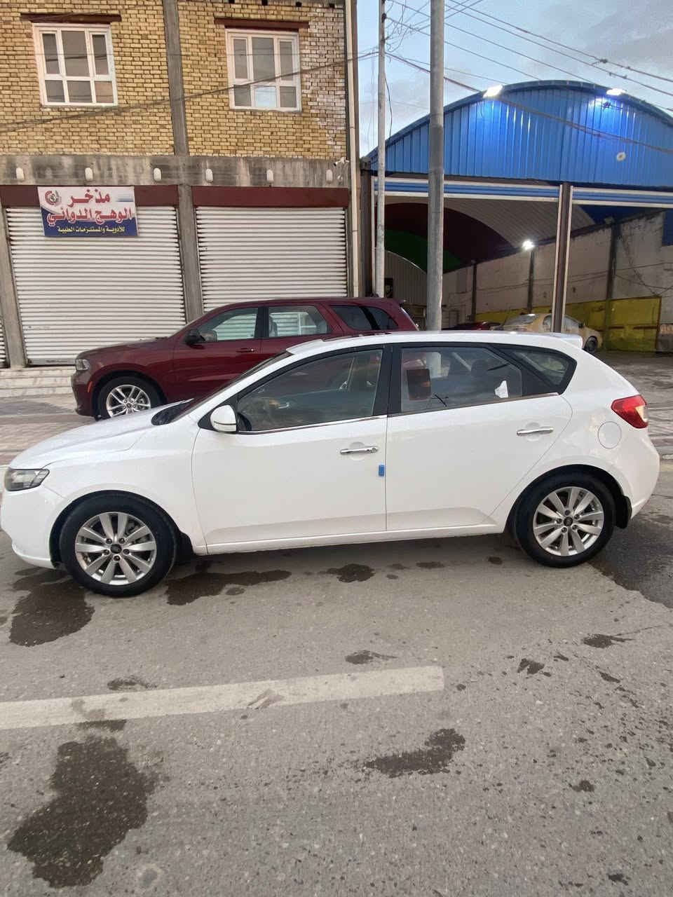 سيراتو هاج باك  2012
محرك دوش 2000 خليجي
فول مواصفات عدا البصمه
تبريد ثلج
حدادية جديدة
تخم تايرات جديد
كير ومحرك كفاله شرط الفحص

حادث/ بارد بسيط مقدمة البونيد + صبغ شبر بداية الجاملغ الايمن + صبغ الدوسات فقط

السياره بأسمي ، سنوية وهزه جديده لل2030
مكان / الناصريه
سعر 💵 :  87 وبيها مجال / للأستفسار اكثر ***********
