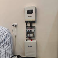 تنصيب منظومة طاقة شمسية ناصرية مجمع تينا  شركة علي سر الوجود لطاقة الش...