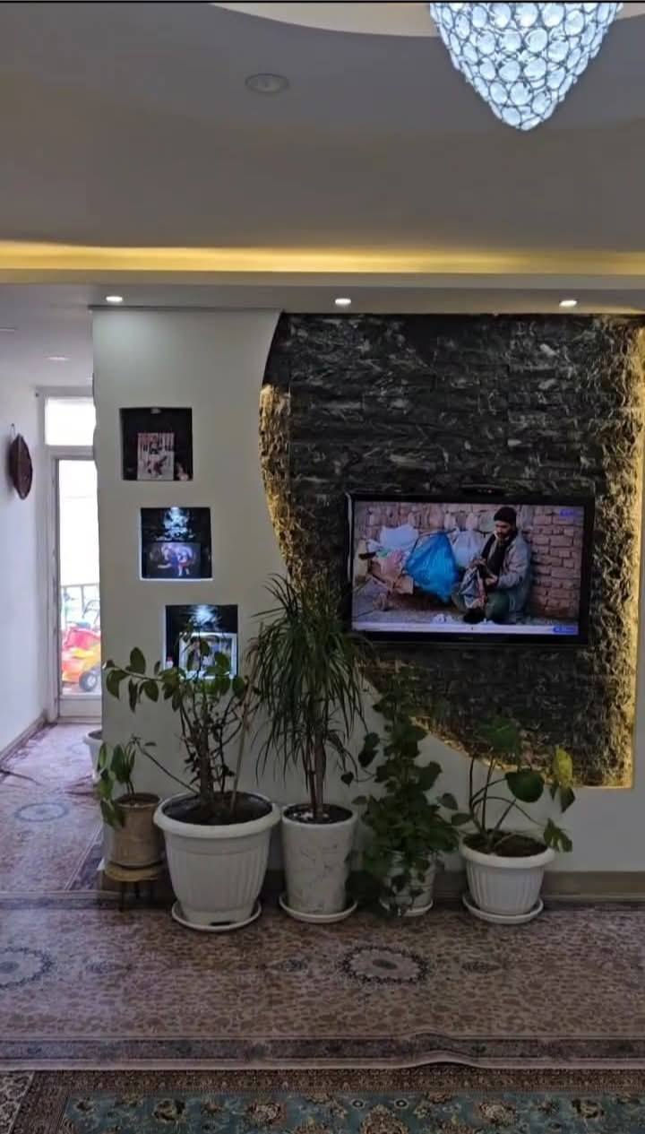 فرۆشتنی خێرا...نرخی داشکێنراوە..
 
          شوقە بەنرخی زۆر گونجاو...
      ((نەقدییەو هیچ قیستی تێدا نەماوە))

         ((( 3 دەفتەرو 50 وەرەقەو مامەڵە )))

٭ڕووبەری 100م
*دوو ڕوی باخچەیە
*ڕووی ناوشارو گۆیژەیە
٭پێکهاتووە لە:میوان،مەتبەخ،مساعید،2نوستن،مشتەمەلات.

٭بۆ زانیاری زیاتر لایکی پەیجەکە بکەو ژمارە (1) لە کۆمێنت دابگرە.
0776 1524852
0750 1730479
_________________________________________
♦ : ئێوەی بەڕێزیش گەر موڵکتان هەیە دەتانەوێ بیفرۆشن 
ئەوا دەتوانن تەواوی زانیاریەکان بنێرن بۆمان
بێ بەرامبەر ڕیکلامیان بۆ دەکەین .

💯لەگەڵ ئێمە دڵنیابە لە کڕین و فرۆشتنی دروست

▪️: ناونیشانی تەواوی موڵکەکەت
▪️:چەن وێنەیەکی موڵکەکەت ئەگەرهەبوو
▪️:نرخی موڵکەکەت 

📩بە نامە بینێرن بە ڤایبەر یان واتساب
    
    ***********
