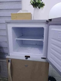 ثلاجة نظيفة كلش للبيع  المكان بغداد العماري مكلف بالنشر للاستفسار 0771...