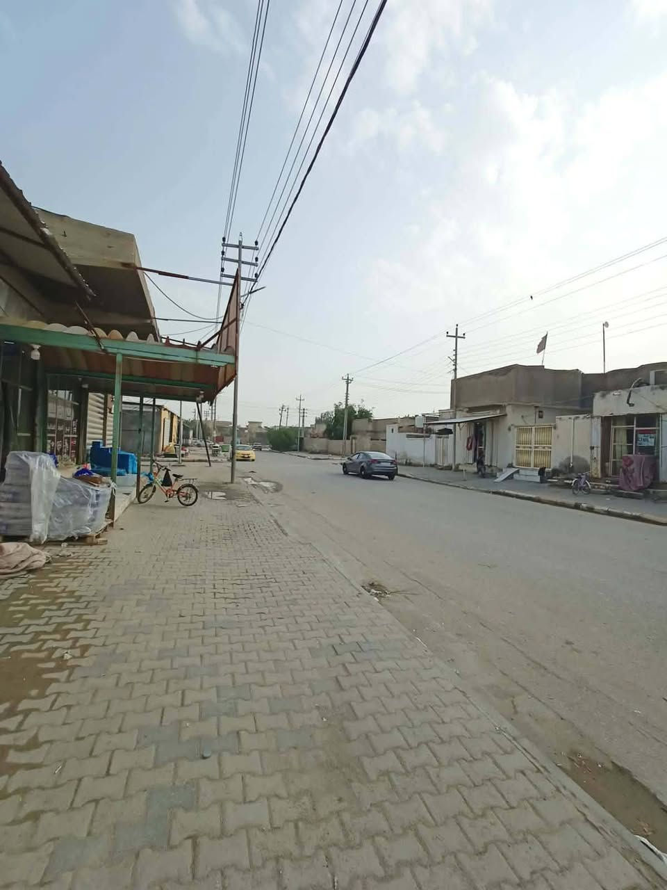 محلات للايجار قرب سيطرت القزويني السعر اتصل على الرقم ***********
