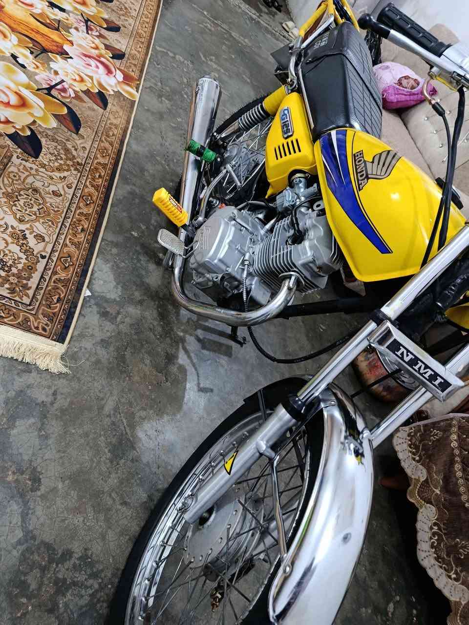 دراجه اربع قير للبيع موديل 17 بدون اوراق سعر 400 وبي مجال


**إذا كنت صاحب هذا الإعلان وتريد حذفه لأي سبب، رجاءا أرسل رسالة إلى الدعم الفني**