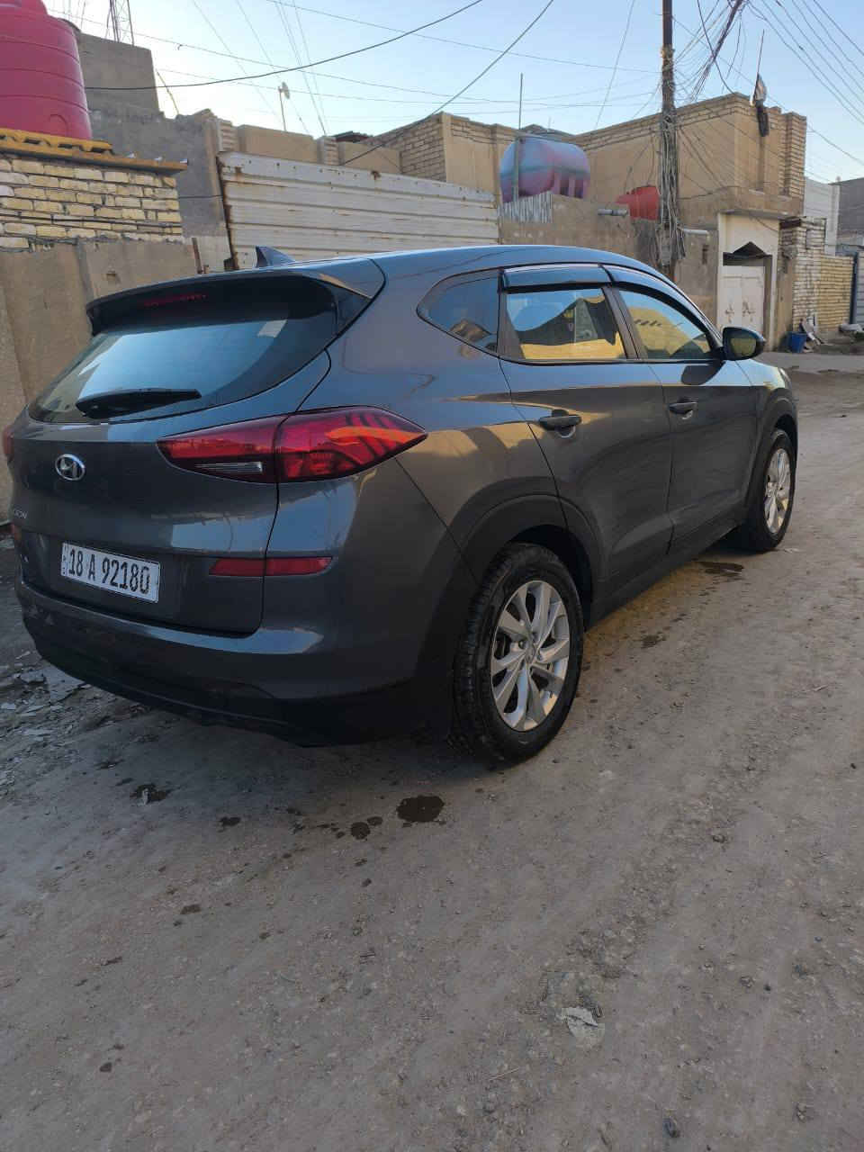 السلام عليكم
سيارة توسان ٢٠١٩ بابل  سنوية ٢٠٣٠ امريكية الصنع 

السعر ١٥٣ وبيه مجال بسيط سيارة خير من الله مال بيت هاتف 
***********
