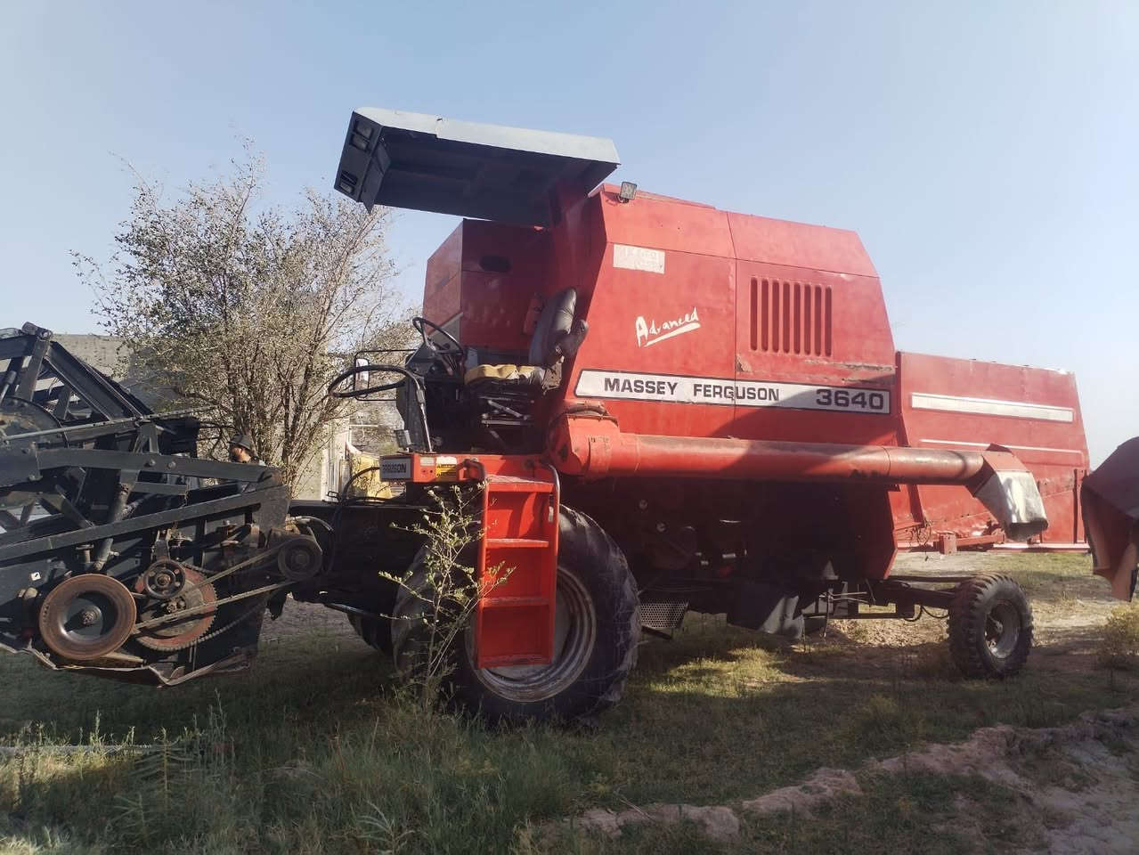 حاصودة للبيع 2003 السعر 16 وبيهة مجال ***********
