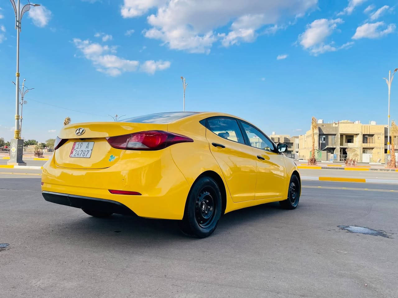 للبيع الإنتره موديل 2014  السعر  104  للاستفسار ‏***********‏ خليجي  مكفوله من الضربه  بيه قبق جنطه مبدل بدون ضربه والباقي مكفول بدون تبديل  محرك 1800 دوش  خطه كربلاء -بغداد  سياراه جديده محرك وكير جدد  حداديه نضيفه  وجاهزه    مصفره هيئه وغرامات  سنويه لغايه 2230 باسمي تحويل مباشر   عنواني كربلاء
