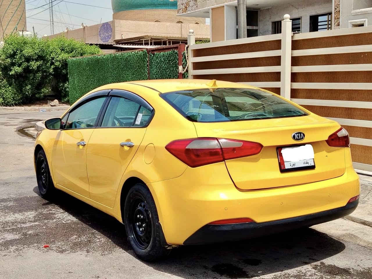 فورتي 2015
وارد امريكي حادث بنيد مبدل

مكينه 2000دوش 
مكينه كير مكفولات
تخم تاير صدر جديد
تبريد ثلج

كامره خلفيه
لايت زنون
تحكمات ستيرن جهتين
رقم بغداد مشروع وطني تحويل ثاني يوم 
عنون بغداد شارع فلسطين 
***********
