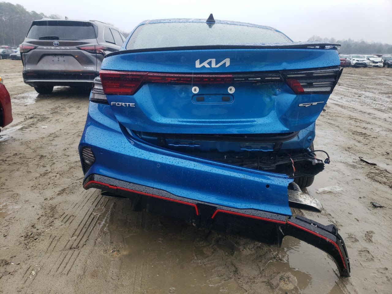 السلام عليكم
كيا فورتي موديل ٢٠٢٣ جي تي 

وارد امريكي 

حادث جاملغ خلفي صبغ وتعديل بارد قبق صندوك + ٢ قطعه كلير امريكا صور الحادث ضمن المنشور 

المواصفات //

محرك 1600تيربو القدره الحصانيه 207 جدا سريعه 

بصمه تشغيل+ ابواب + جنطه

فتحه سلايد روف

دبل اكزوز صوت وفصله بلادي 

ستيرن حرف D 

شفتات ستيرن 

تدفئه تبريد كشنات

اناره ترحيب بالابواب 

اناره داخليه مع رمز GT  🤍❤️💙

اناره بالابواب 7 الوان 

تبريد قطعتين 

كراسي جلد مع ختم GT 

حساسات خلفيه

رادار امامي + جانبي + خلفي

نقاط عمياء 

تحديد مسار قياده اليه 

بريك تلقائي 

شاشه كبيره اندرويد اوتو ابل كار بلي 

كاميرا دواره 

مداخل usb 

اشاير بالمري 

صندوق ذكي يفتح عند الاقتراب 

قياده ثلاث وضعيات سبورت نورمل ايكو 

ويل كب حجم 18 رياضي 

ليد امامي خلفي 

رقم بغداد  بسمي 

مكانها بغداد الدورة

هاتف ***********

السعر ١٥٠ ورقه
