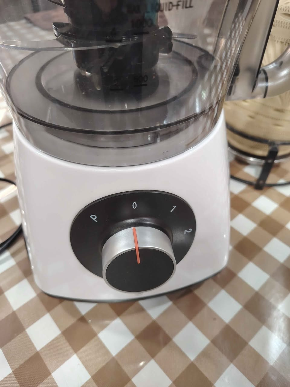 محضرة طعام ماركة مودكس جديدة سعة 2لتر بدون باكيت 🌹🌹🌹🌹

السعر 50الف 🔥🔥🔥

موصل الجانب الايسر /حي المثنى 🌿🌿🌿

الشارع المقابل لمنتزه المثنى
✅شارع عمارة النخيل 
✅وماكس جيم 
✅وازياء النمور 

داخل الفرع بالنزول قرب كراج  غسل السيارات   

(منزلي) لبيع الاثاث المستعمل 
متواجدون من الساعة ال3 الساعة 10 مساءاً 

الاتصال  من بعد  الساعة 2ظهرا  الى 12مساءا 

*********** موصل, نينوى
