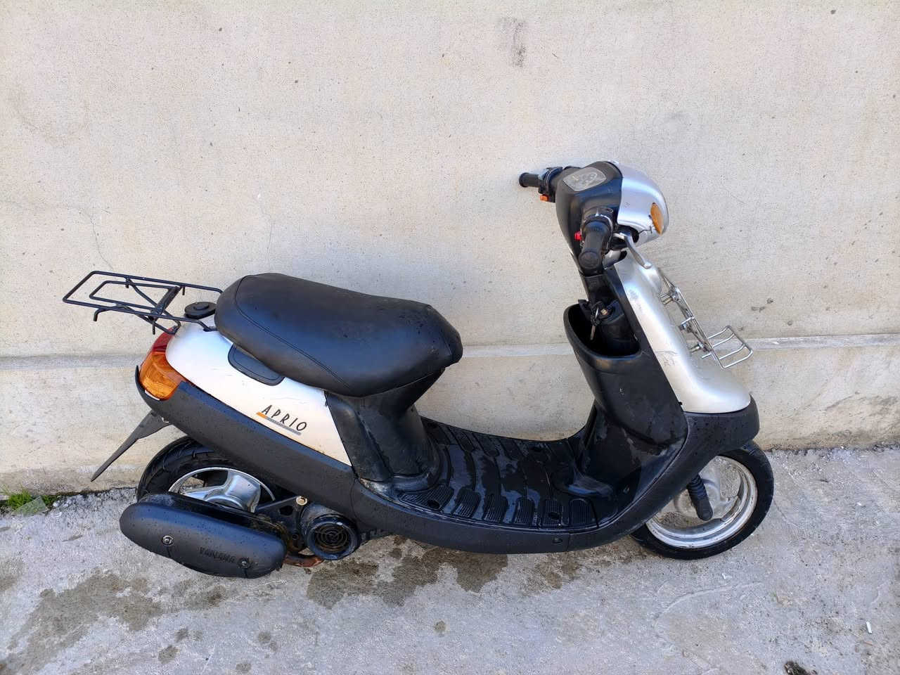 ماطور بوتين للبيع مكينه معمره جديد شرط هندر واحد درع اصلي تايرات جدد شاصي شرط كهربائيات كلها شغاله ماطور جاهز السعر 250 للاستفسار الاتصال ***********
