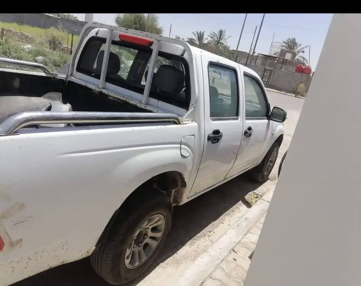 بيكب جنبي موديل 12 رقم بصره جاهزه السعر 40 وبيه مجال المكان بصره ناحية النشوه ***********
