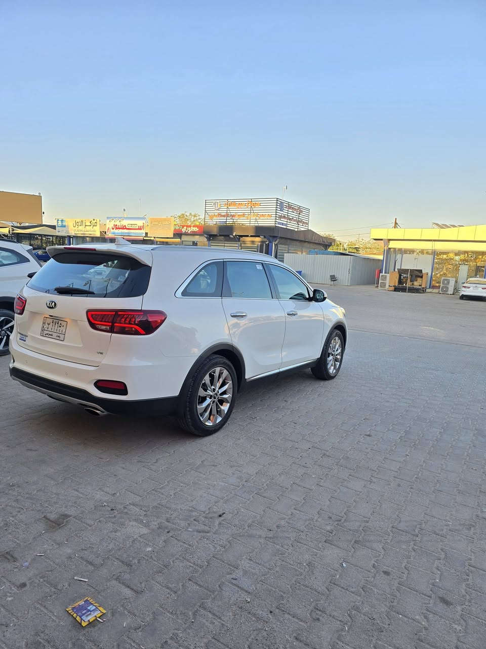 للبيع كيا سورنتو ٢٠٢٠ رقم بغداد ٦ سلندر  مكفوله من ضربه وصبغ وتبديل  كفاله حتى من البارد مكينه وكير على وضع الشركه  ماشيه ٦١ الف سعرها ٢٥٨ وبيها مجال بسيط النجف الاشرف اتصال ***********
