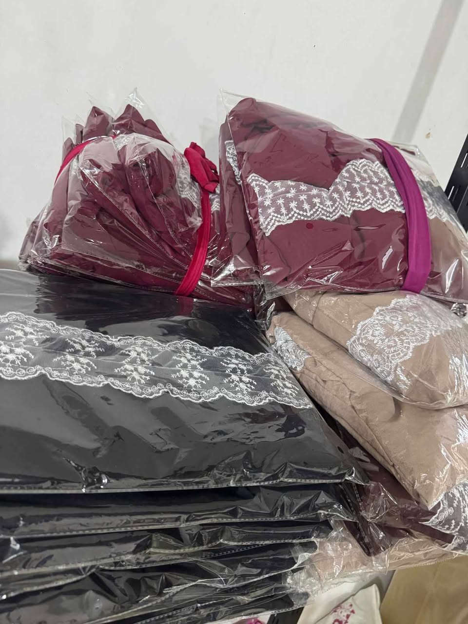 مناسبة اقتراب شهر رمضان المبارك
بيع مباشر چادر صلاة ( خياط خاصة )
قياس فري سايز يلبس حتى وزن ١٠٠
قماس للنن اصلي مريح بالبس حتى بالصيف جدًا مريح
السعر 15 الف 

متوفر توصيل لجميع محافظات العراق 5 الف


**إذا كنت صاحب هذا الإعلان وتريد حذفه لأي سبب، رجاءا أرسل رسالة إلى الدعم الفني**