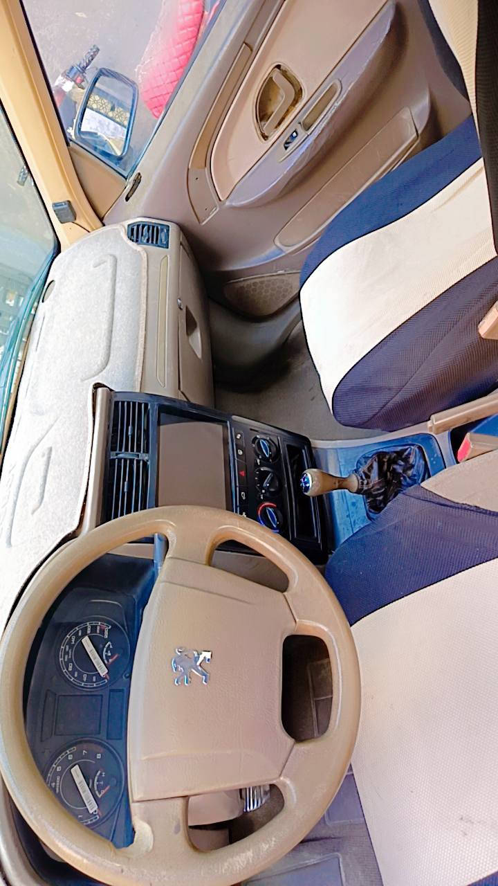 السلام عليكم بيجو اكد مديل 2016 سياره جديده كفاله صبغ وضربه وتبديل عدا لكاط اطراف الدوس والهلالات مكينه كير حداديه تخم تاير قبل شهر شاده وكير فرنسي هم قبل شهر شاده سياره ماتذب عليها ربع كبل للشارع السعر 40 وبيها مجال بسيط مكاني ناصريه مركز
***********
