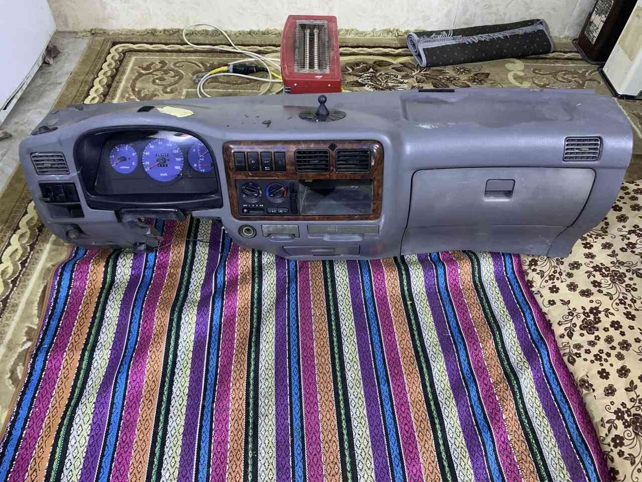 سلام عليكم دشبول مال ام عيون العدد٣مال حاويه
السعر الواحد ١٥٠
المكان بابل 
رقم الهاتف ***********
