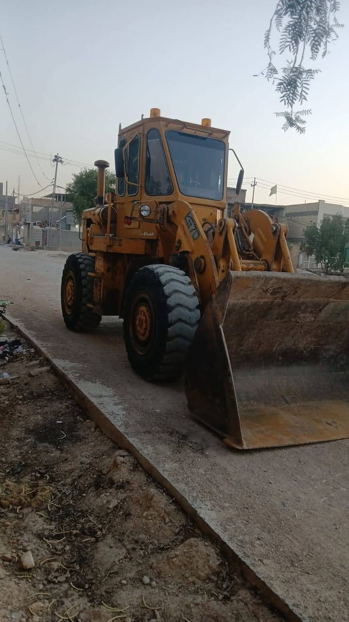 السلام عليكم شفل كاوسكي حجم 70 محرك بي رقم بغداد تحويل مباشر جاهز للعمل ماكينه كلها بلاديه مكانها واسط العزيزيه سعر 155 وبي مجال
***********

