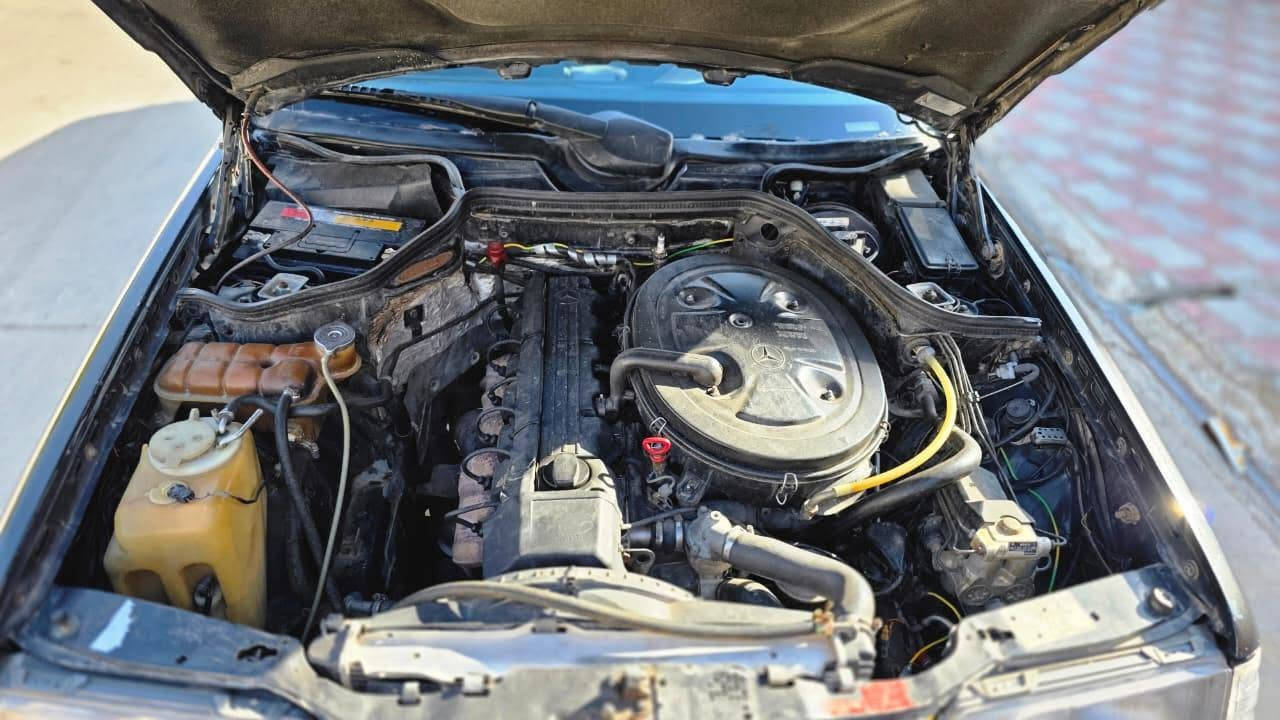 للبيع: مرسيدس (دب بيبي) موديل 1992 🚗
المواصفات العامة:
• ​النوع: مرسيدس دب (دب بيبي)
• ​الموديل: 1992
• ​الرقم: بغداد
• ​الموقع: ديالى - خانقين
​
•  ​ السيارة بدون أي ضربة، مصبوغة صبغ عام جمالية فقط. 
• ​ قواعد الدبل كلش نضيفة
•  ​ صدر أمامي وخلفي جديد بالكامل. 
• ​المحرك: محرك عنكبوت بلادي.
•  ​مكفول (كير، مكينة، أكسل، كاردن) كله بشرط وفحص. 
• ​السيارة نظيفة جداً من الداخل والخارج (قطرة خياس ما بيها )
​💰 السعر 
• ​السعر: 65 ورقة (وبيها مجال)
• ​رقم الهاتف للتواصل: ***********
