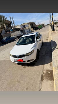 اخوان كيا فورتي للبيع موديل 2012 السيارة فول مواصفات من البانوراما للب...