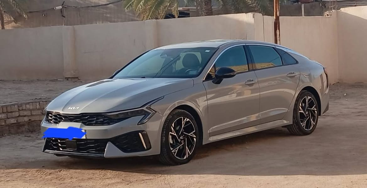السلام عليكم  كي فايف  محرك 2500 وارد امريكي حادث بنيد  سطحي مبدل   فقط بدون دواخل بدون شواصي  بدون لغود 40 كيلو متر موديل 2025
‏
السلام عليكم  كي فايف  محرك 2500 وارد امريكي حادث بنيد  سطحي مبدل   فقط بدون دواخل بدون شواصي  بدون لغود 40 كيلو متر موديل 2025 
***********
