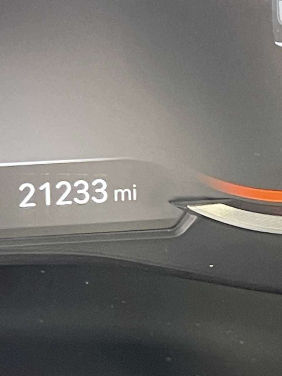 سلام عليكم 
جنسز g70 
2023
فول بانورما 
مكين 2000
ترحيب مرايا 
رادر امامي  
دخل احمر 
حساس امامي خلفي 
رادرات جانبيه 
السياره فول برستيج
الحادث صيغ قطعتين جاملغ وبنيد
السياره حلو  كلش السعر 200 
***********
