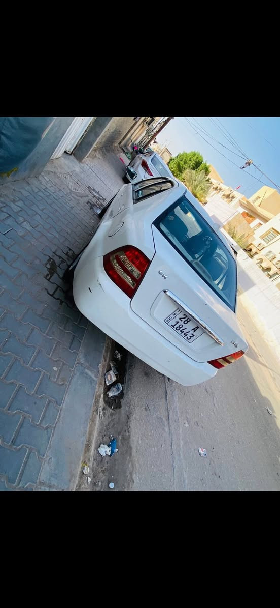 سلام عليكم السعر 30 ورقه
سي كي موديل 13 كير عادي
سياره جاهزه وناعمه كير عادي 
غرفه حلوه دوشمه جديده
شاشه لمس سماعات فول
رقم نجف دولي 
راعيها قريب عليه شرط المداور
مكاني نجف حي النصر
سعرها 30 ورقه ومجالها قليل حگ الجيه
***********

