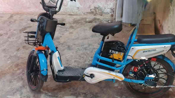 سلام عليكم شباب الكروب بايسكل شحن ماعرف نوعيته جبته وخرب واهسي الشري بي خير ويدلل رقمي ***********
