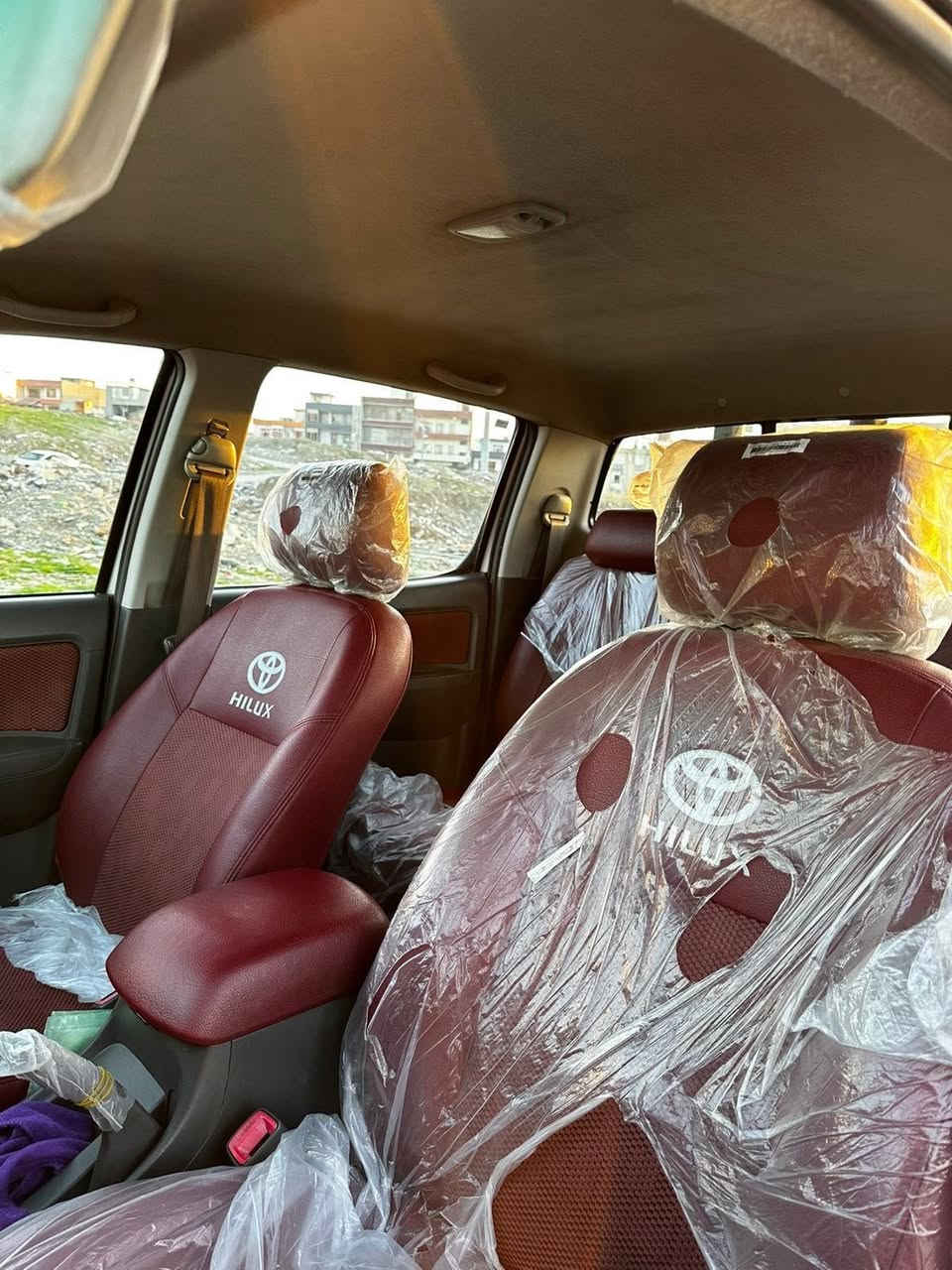 سلام وعليكم اخوان تويوتا هايلوكس للبيع موديل ٢٠١٣  كفاله عامة كير عادي ماشيه ١٧١حقيقي سيد نهرو بطل  سياره زيرو مشاء الله  للستفسار اكثر اتصل *********** سنويه ورقم لحد ٢٠٢٩ هم جديد سعر ٢٢٨$وبيهة مجال
