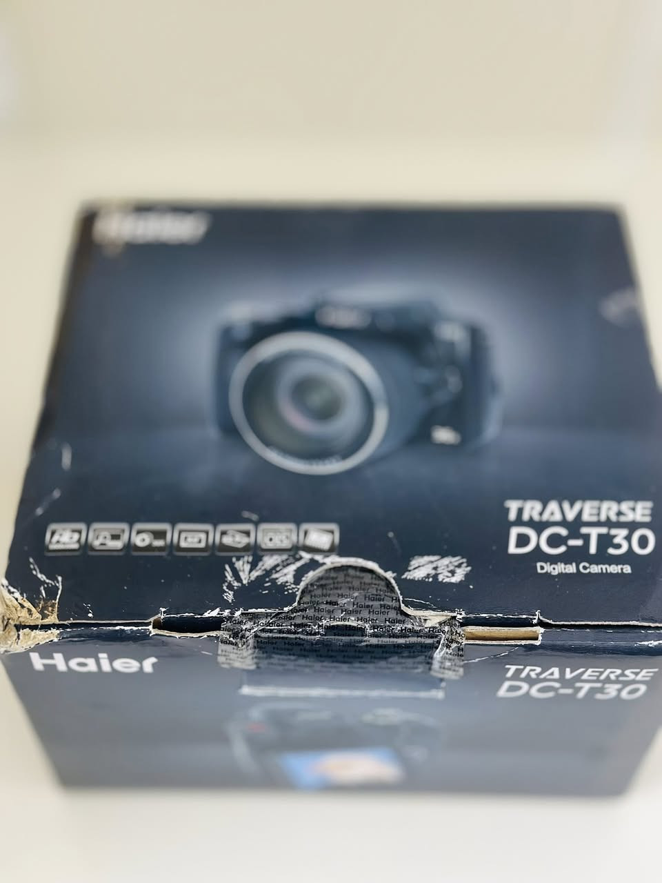 سلام عليكم/كاميرا هاير ديجتال دقة hd full 1080
    الله شاهد الكامره جديده صارلهه عندي اسبوع مدري اقل كلش جديده وحته الحمايه مال شاشه العرض موجوده وبيهه وضعيات تصوير هواي شاشه قلابه صور فيديو وصوره وفلاش بيهه داخلي جديده مكاني البصرة الزبير رقمي *********** متواجد واتساب واتصال
