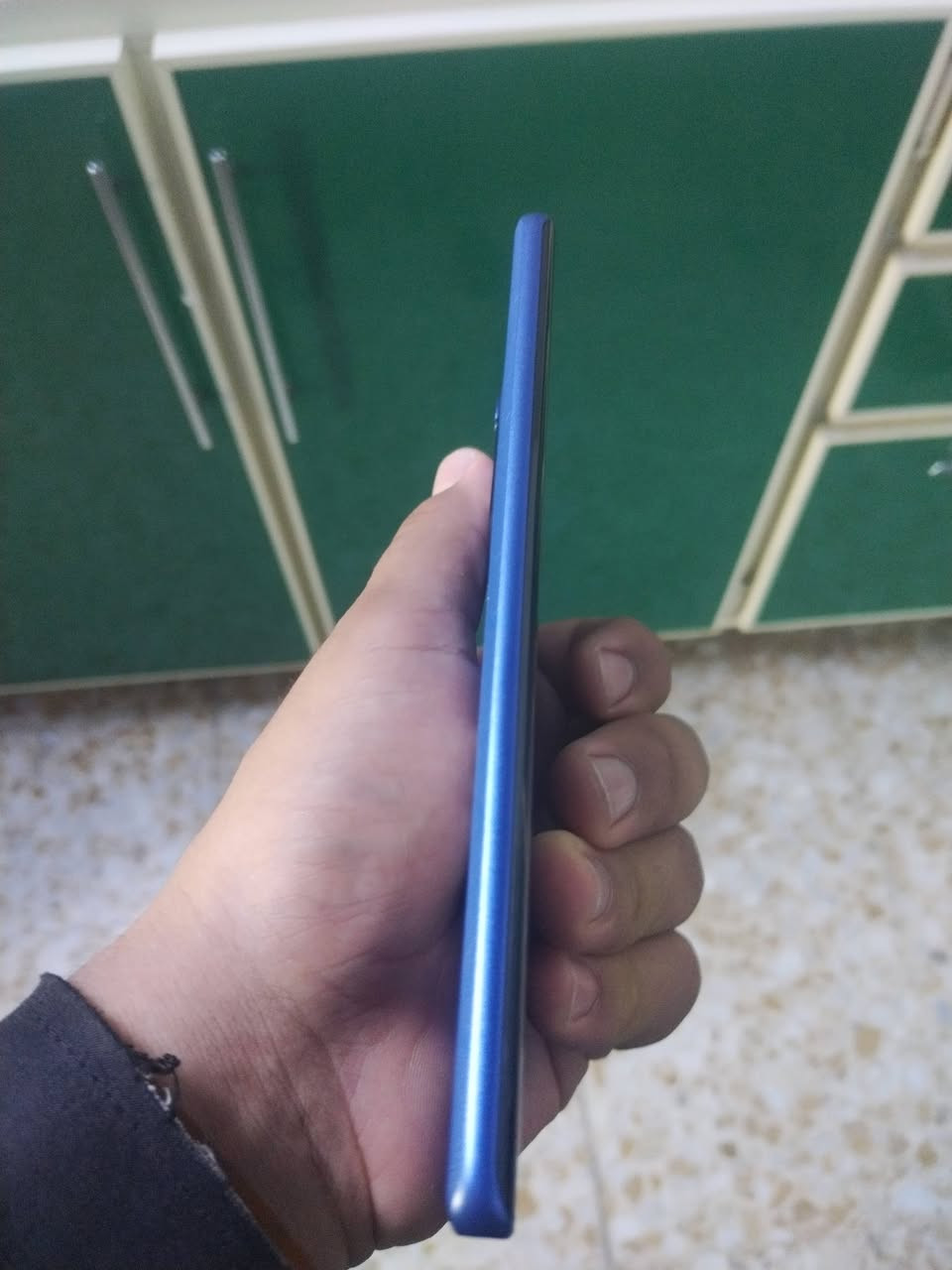 سلام عليكم شباب موبايل lnfinix Note 50s لون الازرق نضافته 99 /100 ملحقاته كلهه ويا كفره الأصلي مستخدم شهرين ذاكرته 250 عشوائي 16 البطاريه 5200 الرام 8 ياتي بمعالج MediaTek D7300 السعر 275 مكاني نجف للستفسار رقمي ***********
