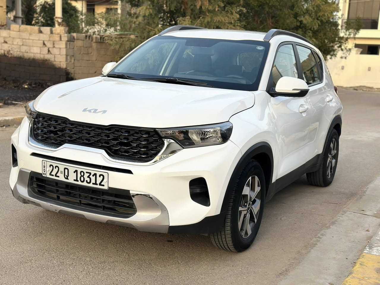 للبيع
كيا سونيت موديل 2023 شكل
الجديد
ماشي 42 
رقم اربيل الجديد باسمي السنويه
لون ابيض صدفي
مواصفات
شاشه كبيره نفكيشن مع كامره
المري ترحيبيه شفط
ويل كب كروم
حساسات خلفيه
كيجات الكتروني
قطعتين خلفي و امامي
كير اوتو 8 نمر
محرك cc 1600 دبل نوزل
اقتصادي جدا
شباك بيانو بلاك
سونار مرفق بل منشور
بدون دواخل
السعر 124 $
***********
